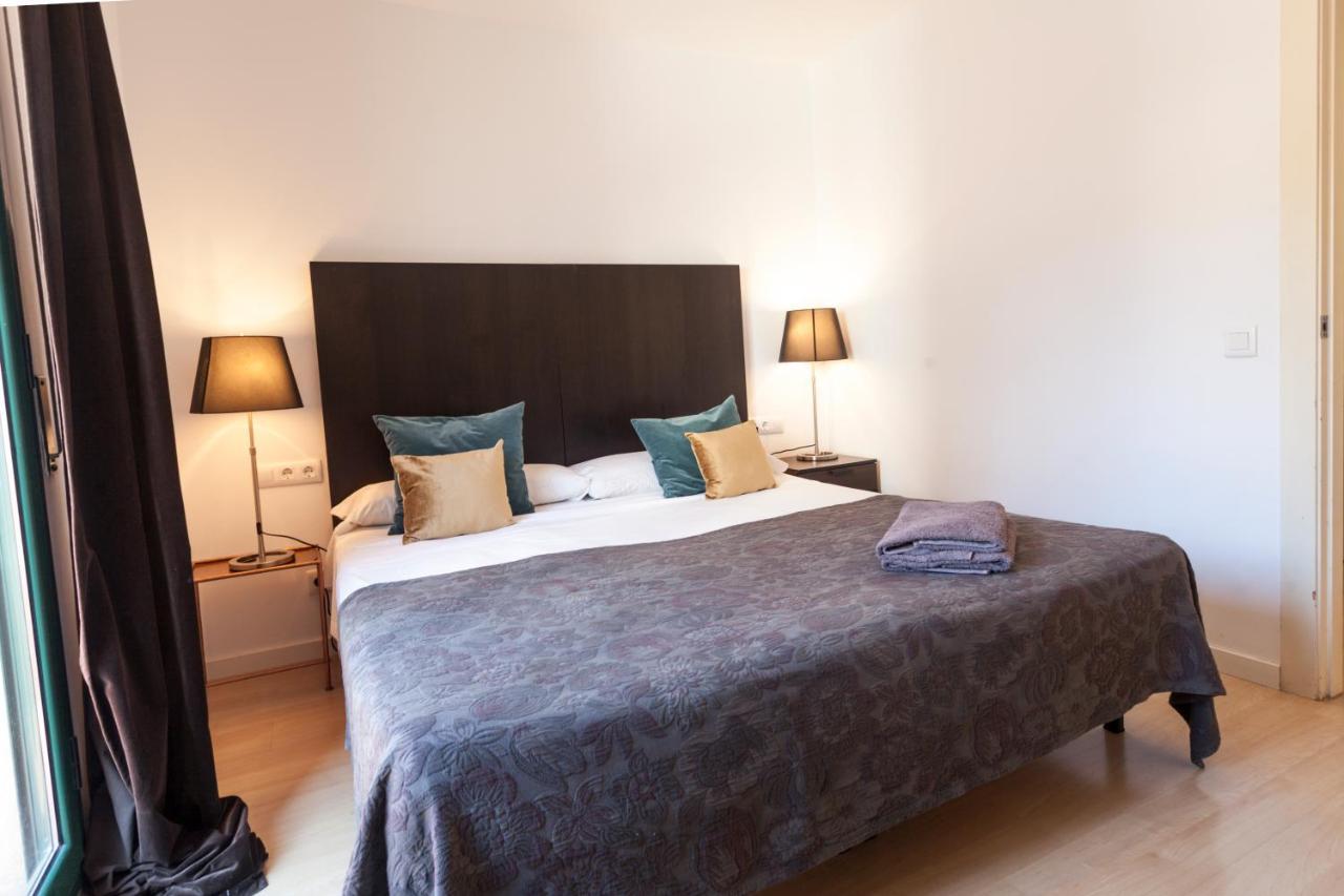 Plaza Catalunya City Center Apartments Barcelona Luaran gambar