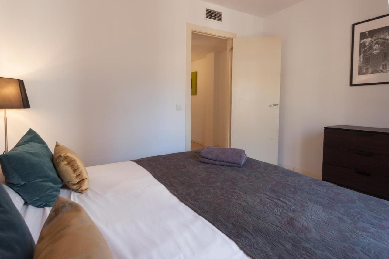 Plaza Catalunya City Center Apartments Barcelona Luaran gambar