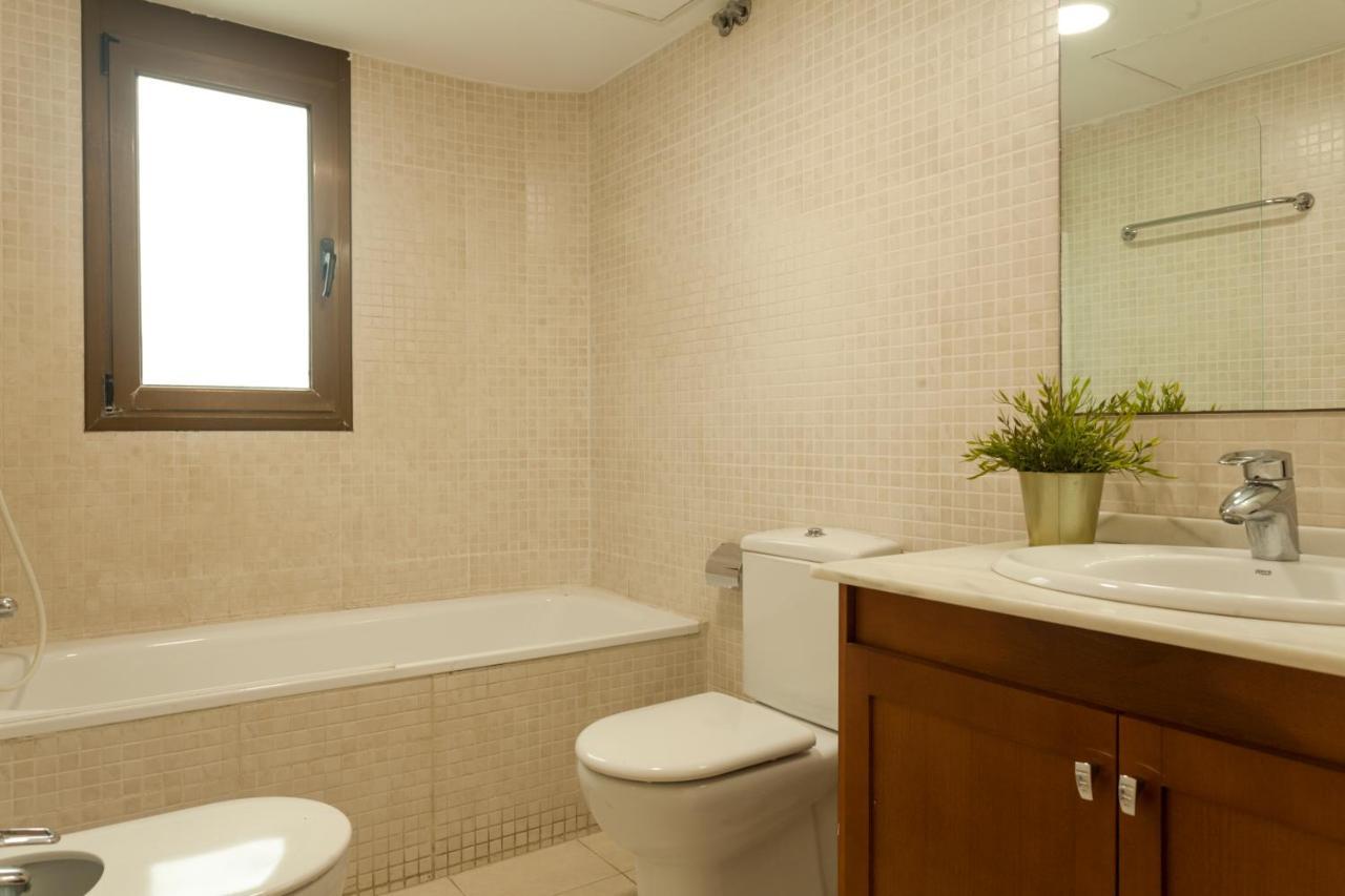 Plaza Catalunya City Center Apartments Barcelona Luaran gambar