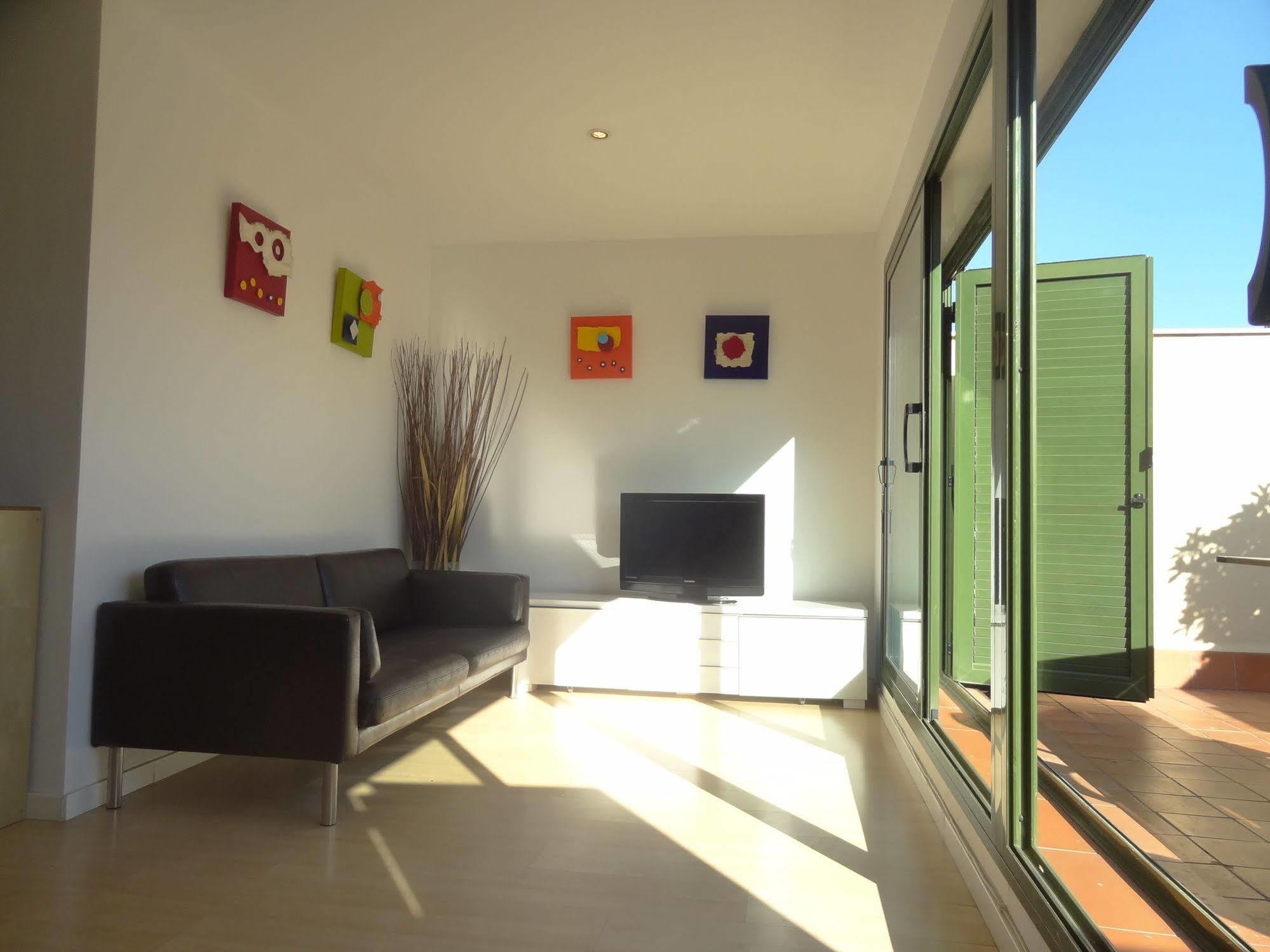Plaza Catalunya City Center Apartments Barcelona Luaran gambar