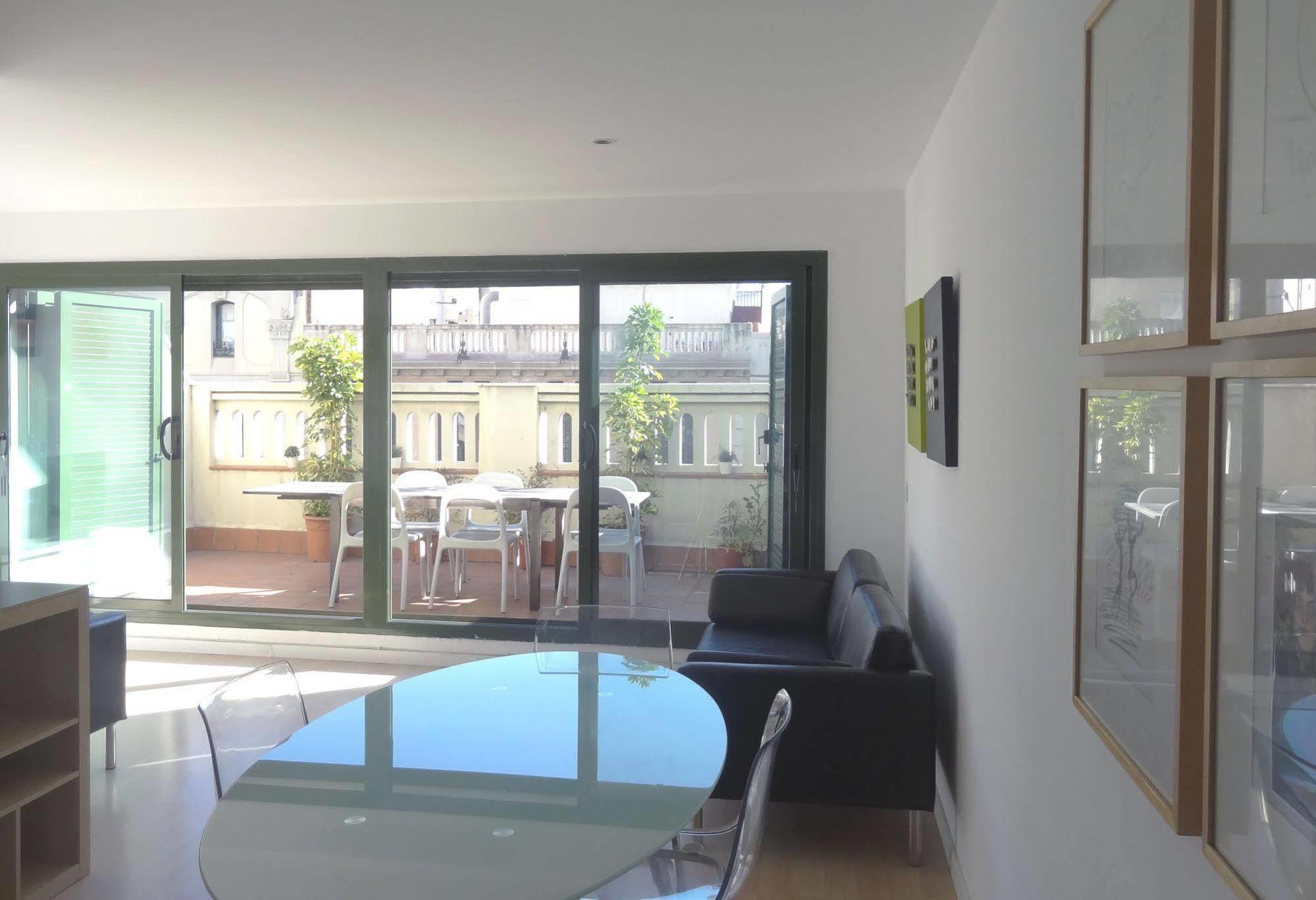Plaza Catalunya City Center Apartments Barcelona Luaran gambar