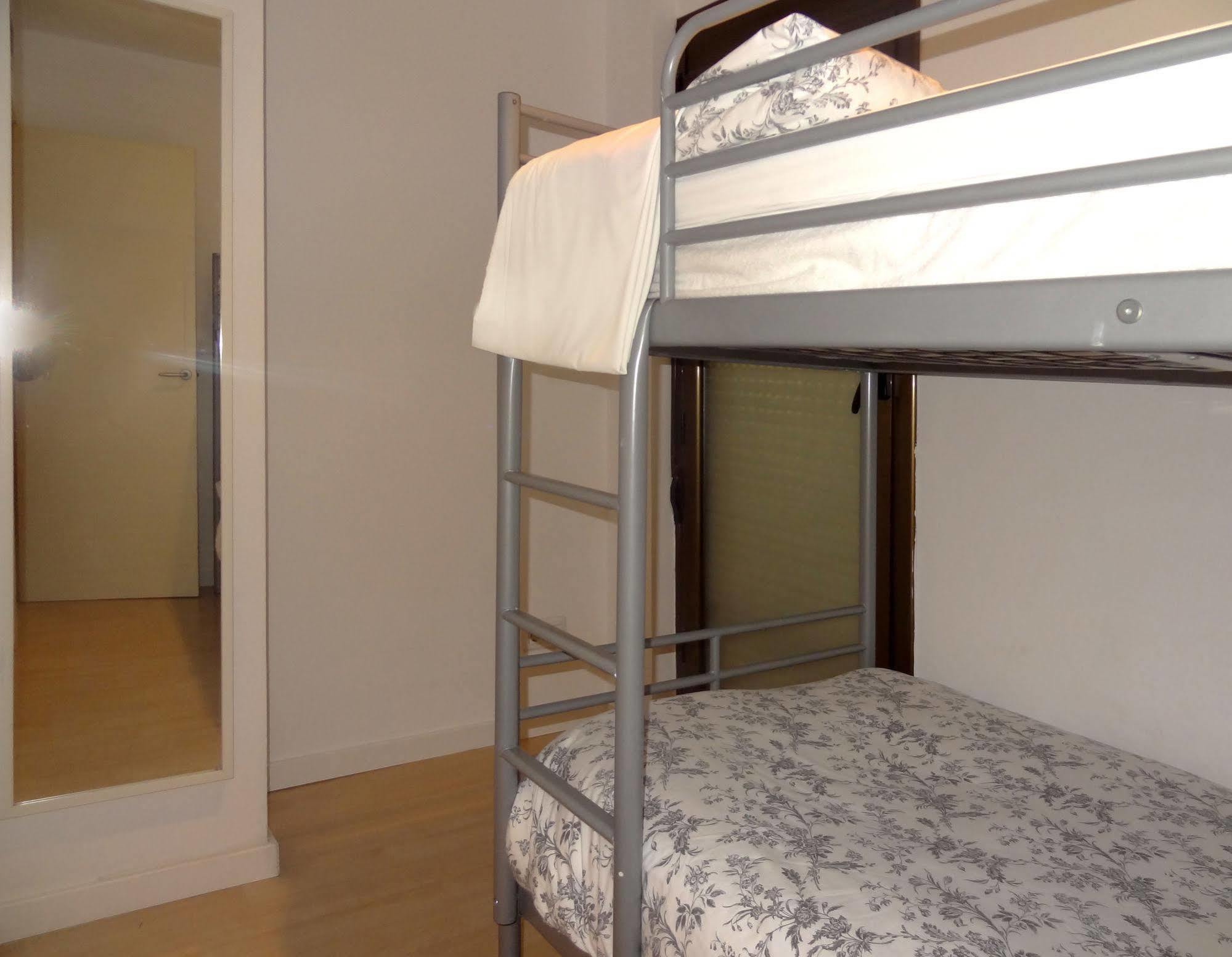 Plaza Catalunya City Center Apartments Barcelona Luaran gambar